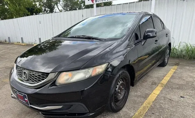 2013 Honda Civic Sedan LX photo